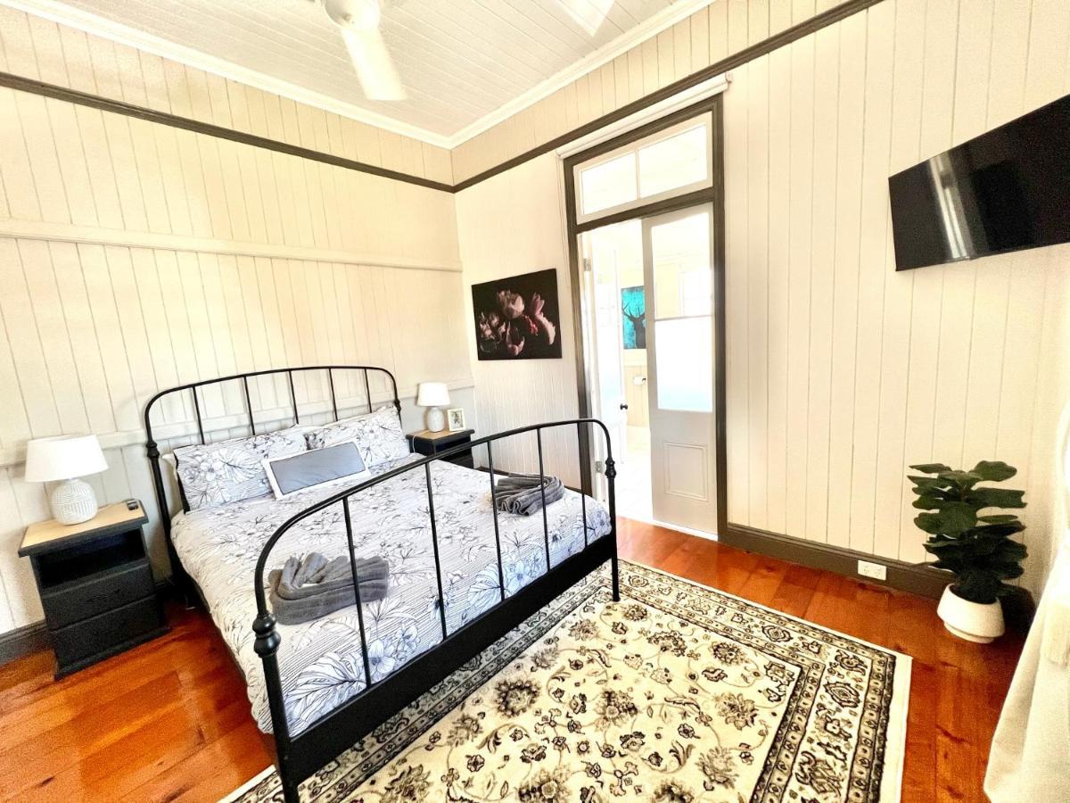 Childers Charmer With Aircon, Wifi & Modern Luxuries エクステリア 写真